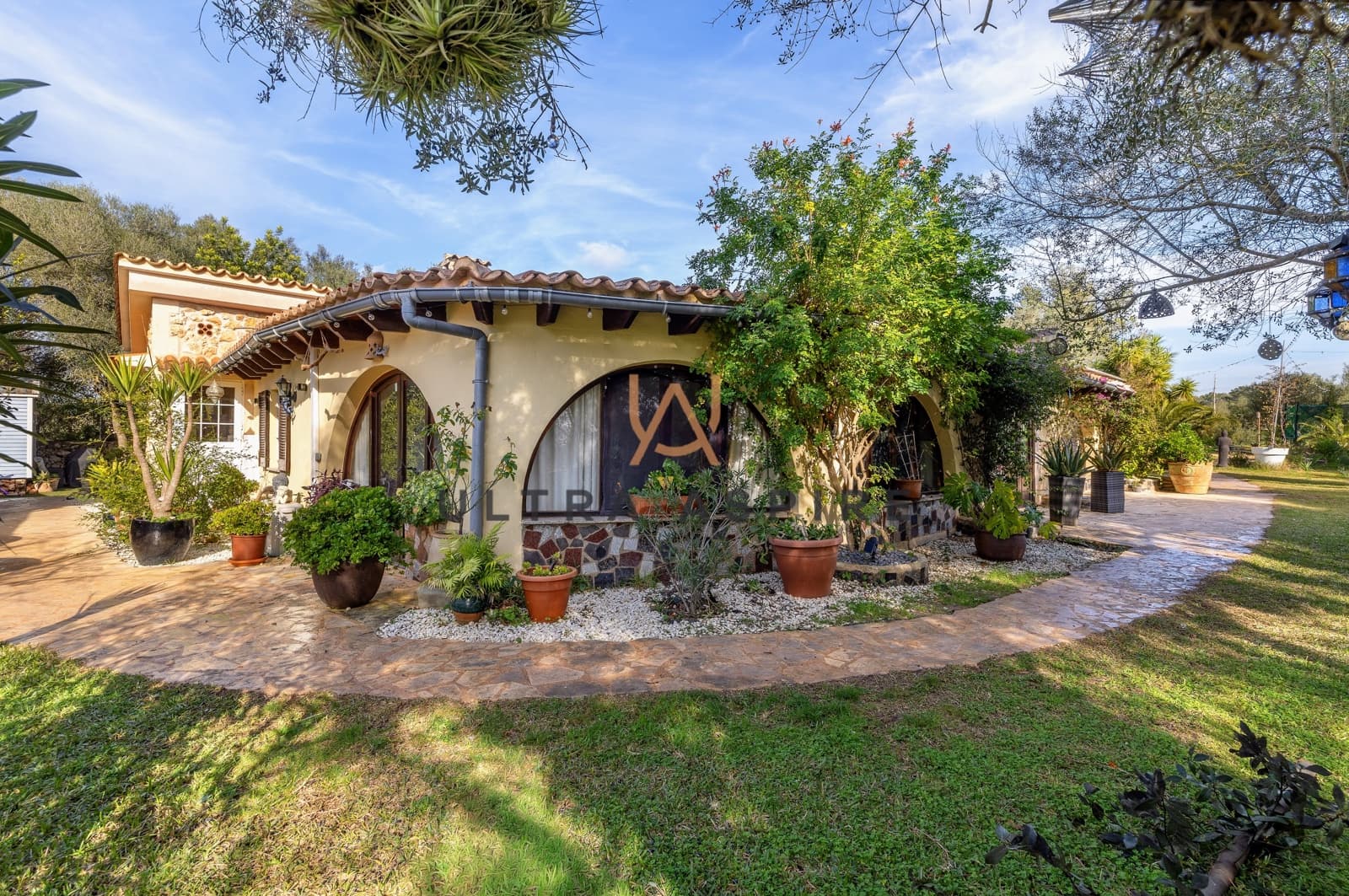 5 bedroom Finca/Country House for sale in Algaida with pool garage - € 1,000,000 (Ref: 9714287)