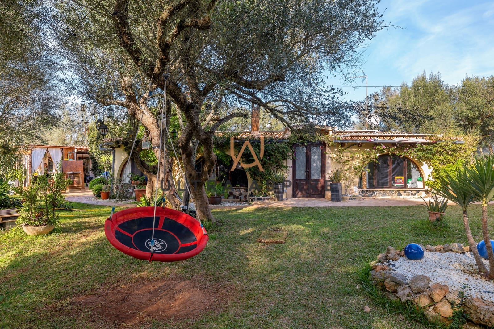 5 bedroom Finca/Country House for sale in Algaida with pool garage - € 1,000,000 (Ref: 9714287)