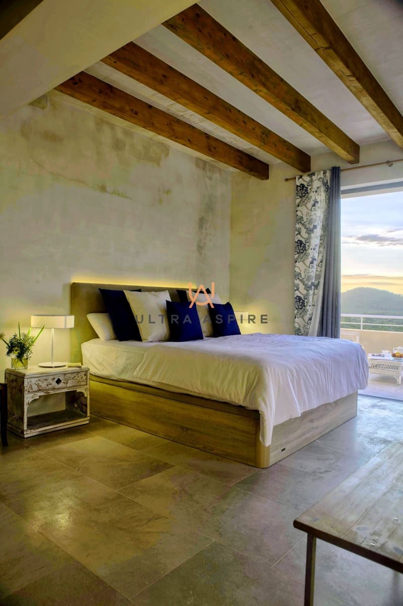 5 bedroom Villa for sale in Arta with pool garage - € 3,200,000 (Ref: 9714288)