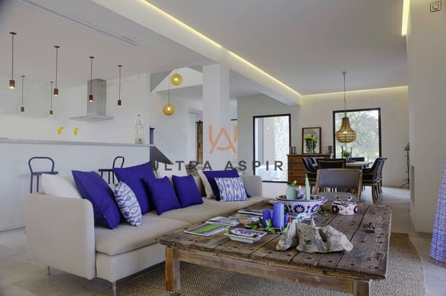 5 bedroom Villa for sale in Artà with pool garage - € 3,200,000 (Ref: 9714288)