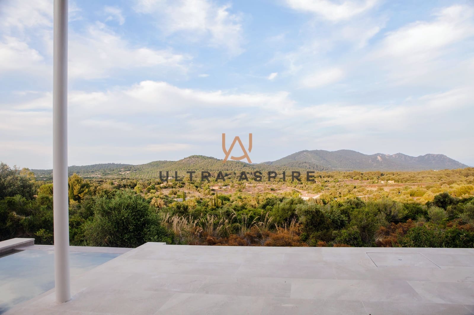 5 bedroom Villa for sale in Arta with pool garage - € 3,200,000 (Ref: 9714288)