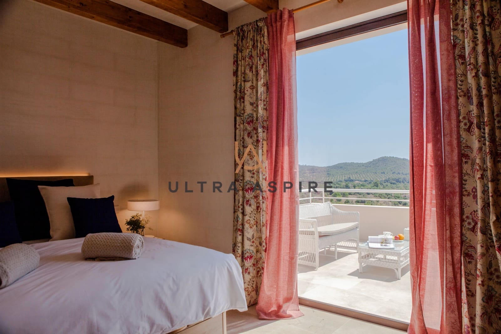 5 bedroom Villa for sale in Arta with pool garage - € 3,200,000 (Ref: 9714288)