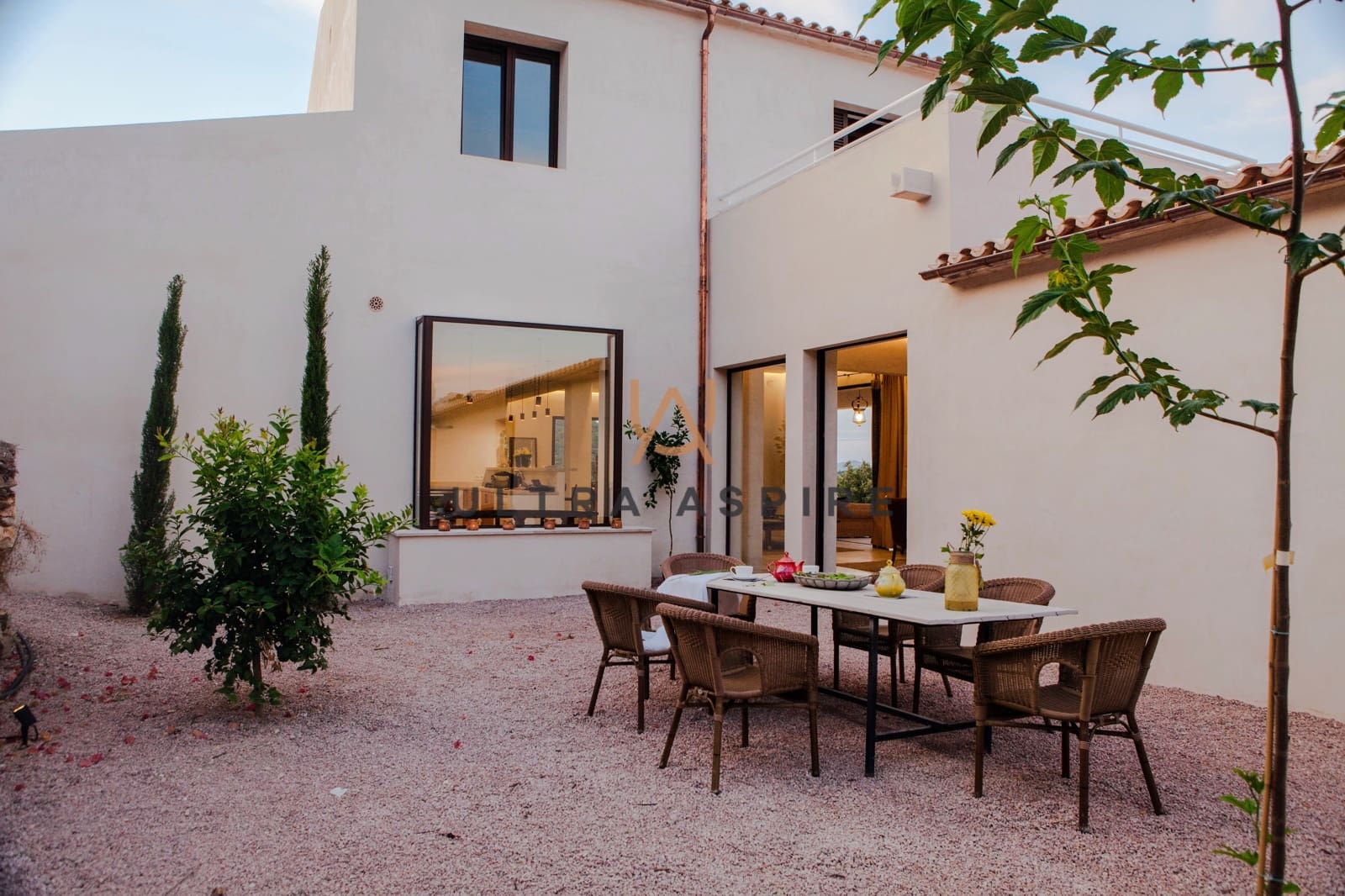 5 bedroom Villa for sale in Arta with pool garage - € 3,200,000 (Ref: 9714288)