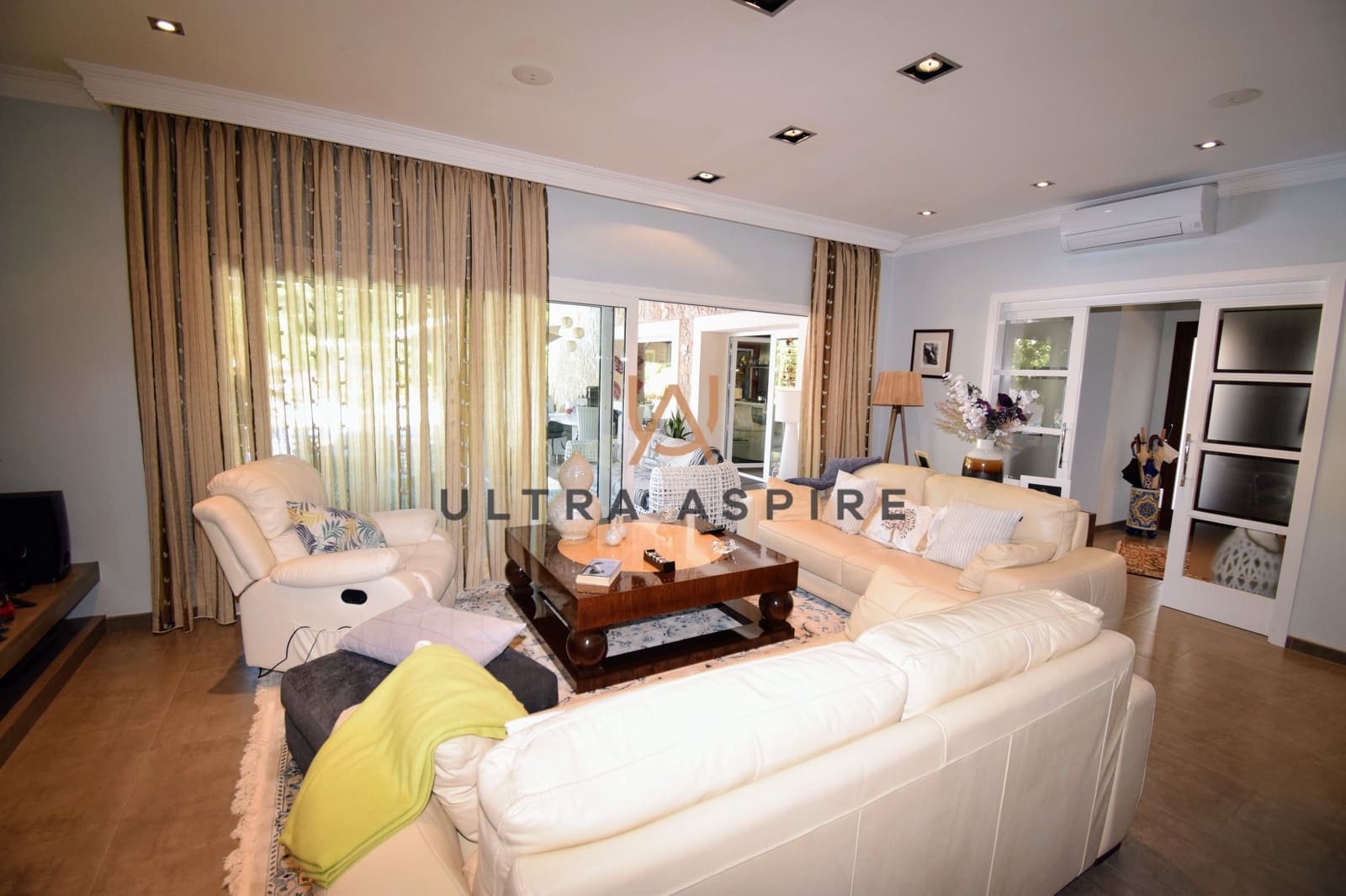 3 bedroom Villa for sale in Santa Margalida with pool garage - € 1,200,000 (Ref: 9727666)