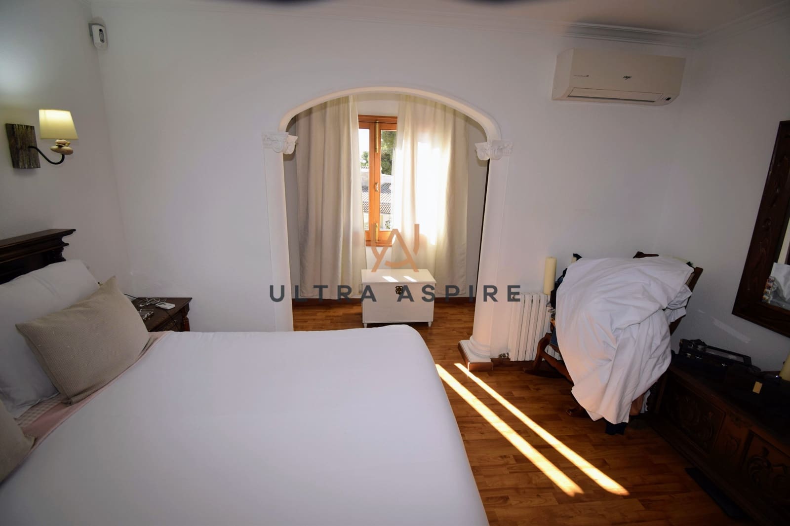 6 bedroom Villa for sale in Ca'n Picafort with garage - € 680,000 (Ref: 9733817)