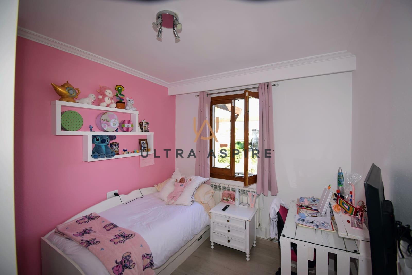 6 bedroom Villa for sale in Ca'n Picafort with garage - € 680,000 (Ref: 9733817)