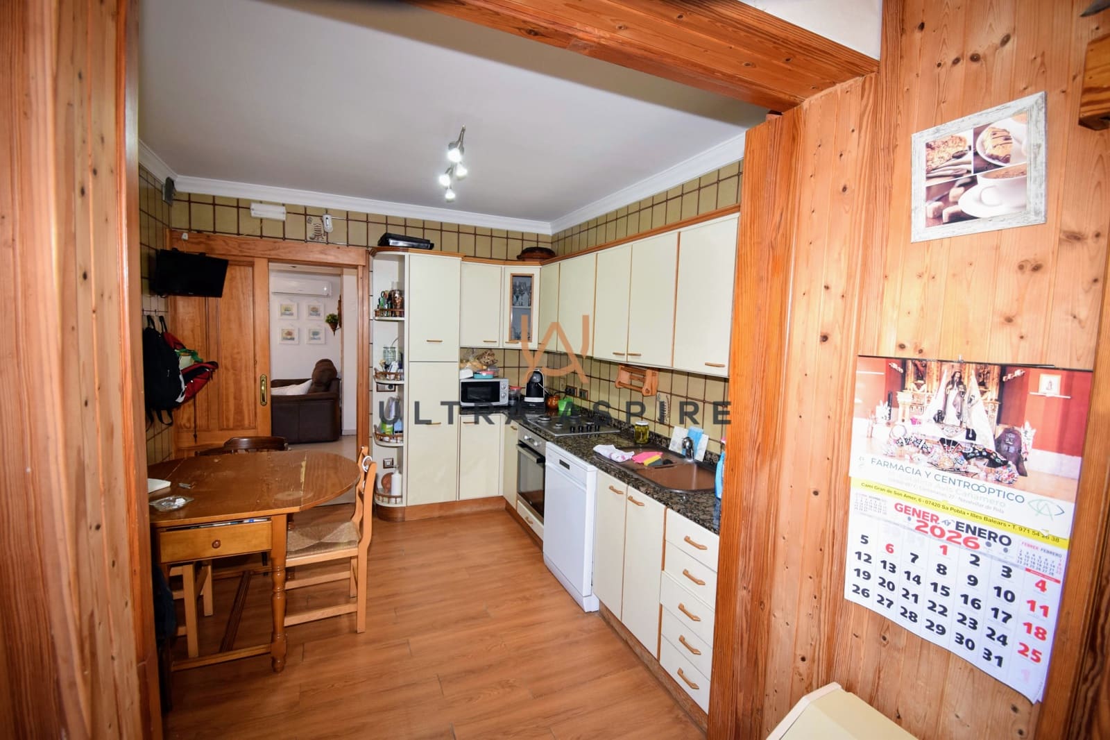 6 bedroom Villa for sale in Ca'n Picafort with garage - € 680,000 (Ref: 9733817)