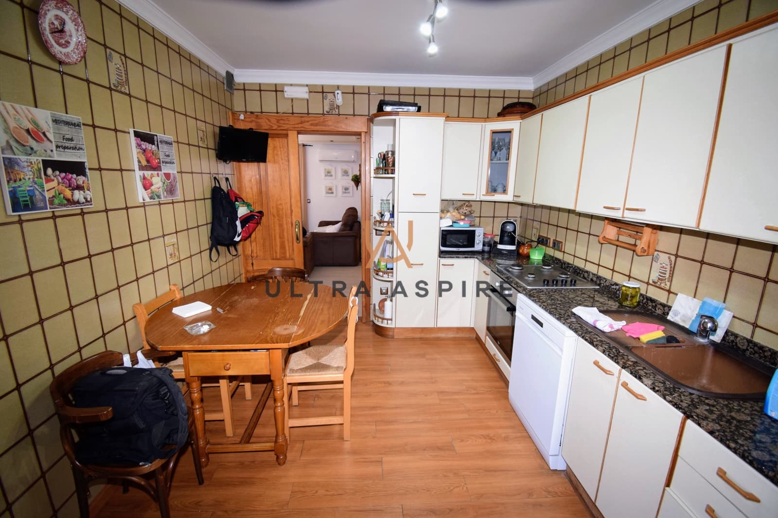 6 bedroom Villa for sale in Ca'n Picafort with garage - € 680,000 (Ref: 9733817)