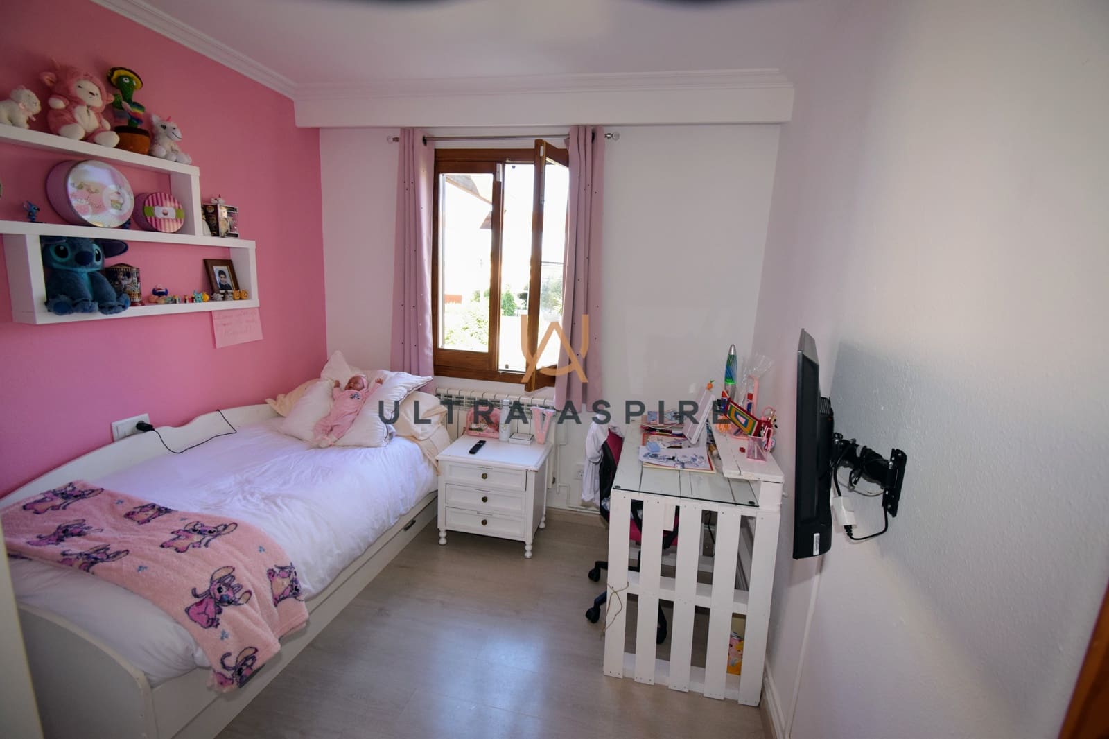 6 bedroom Villa for sale in Ca'n Picafort with garage - € 680,000 (Ref: 9733817)