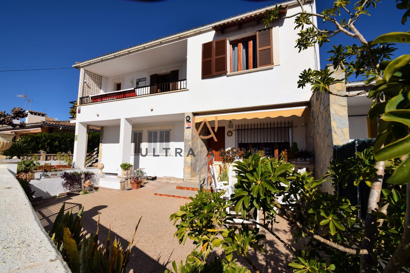 6 bedroom Villa for sale in Ca'n Picafort with garage - € 680,000 (Ref: 9733817)