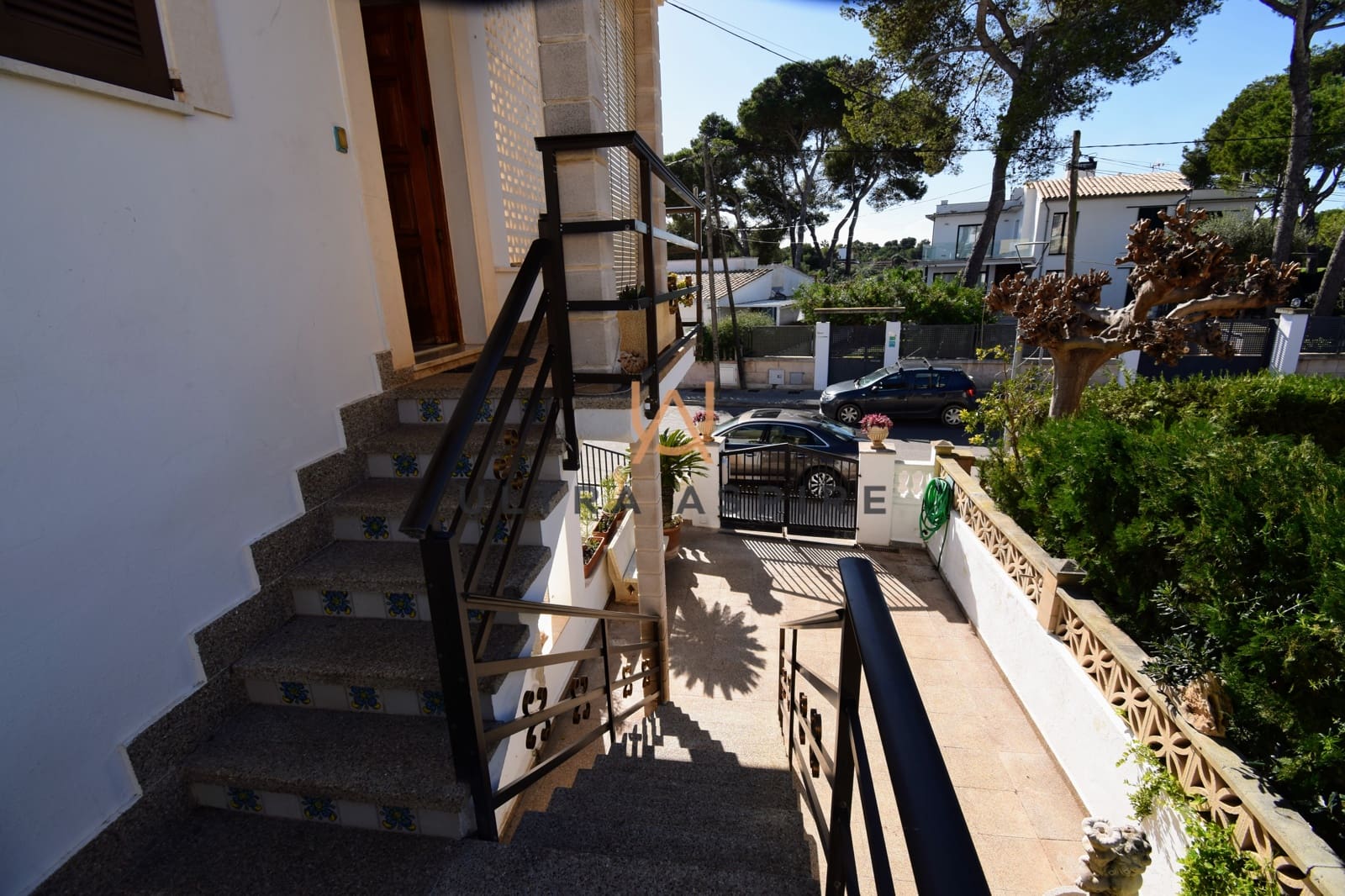 6 bedroom Villa for sale in Ca'n Picafort with garage - € 680,000 (Ref: 9733817)