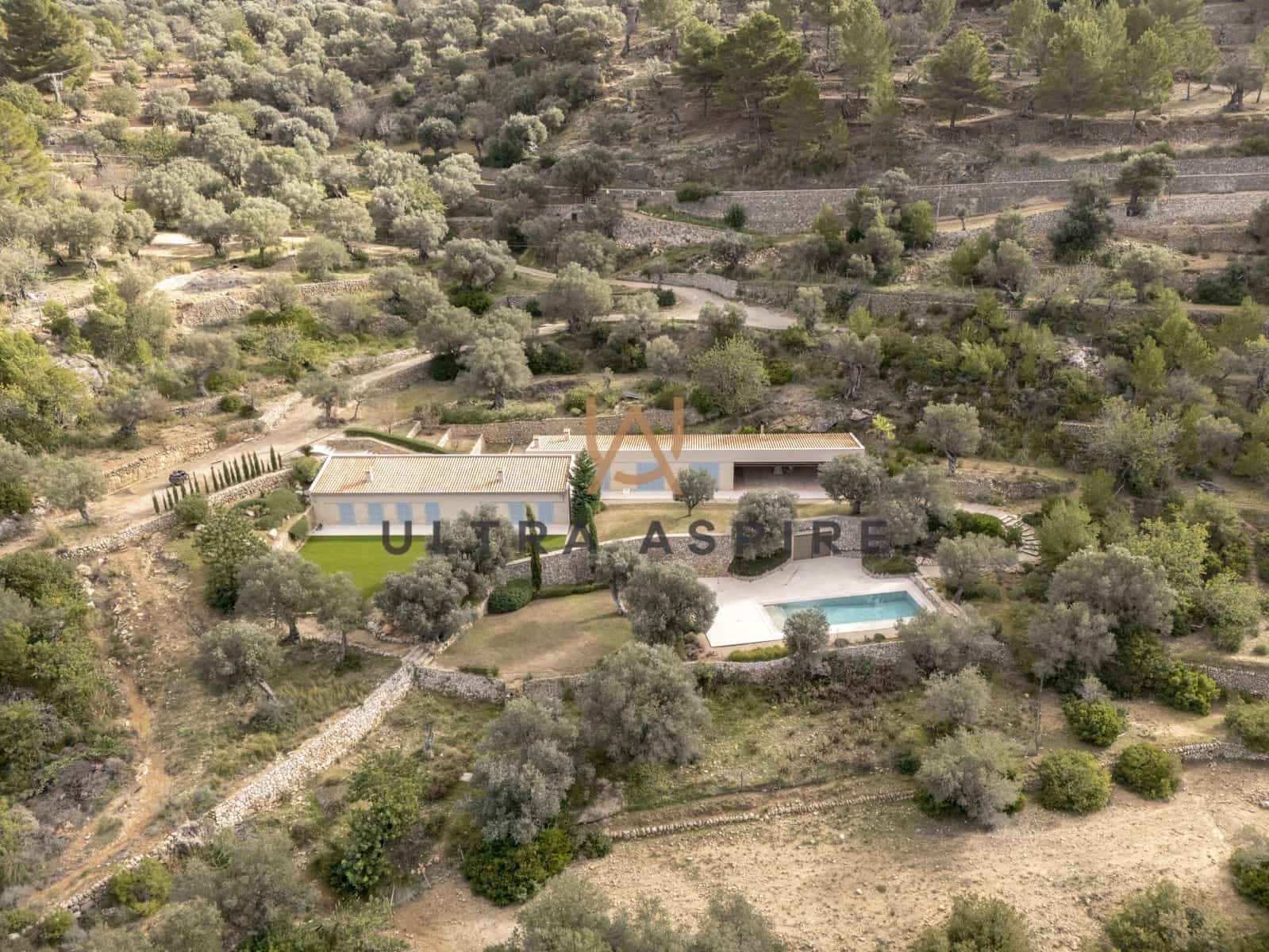 4 bedroom Villa for sale in Estellenchs with pool garage - € 4,700,000 (Ref: 9790841)