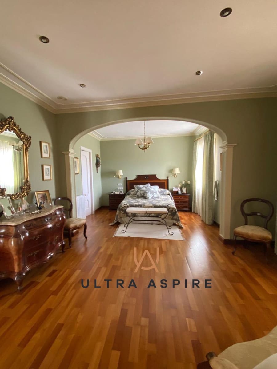 6 Zimmer Villa zu verkaufen in Mahon / Mao mit Pool Garage - 2.500.000 € (Ref: 9800076)