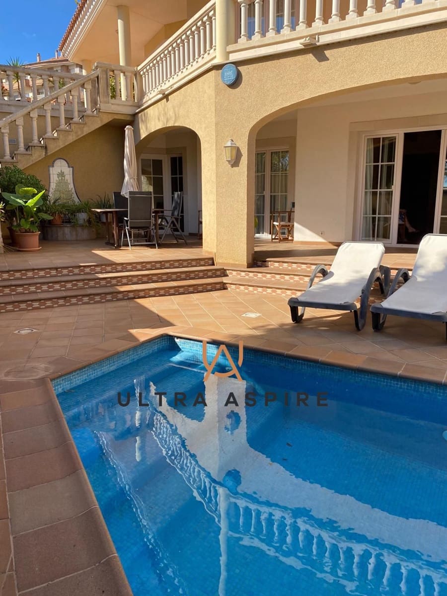 6 Zimmer Villa zu verkaufen in Mahon / Mao mit Pool Garage - 2.500.000 € (Ref: 9800076)