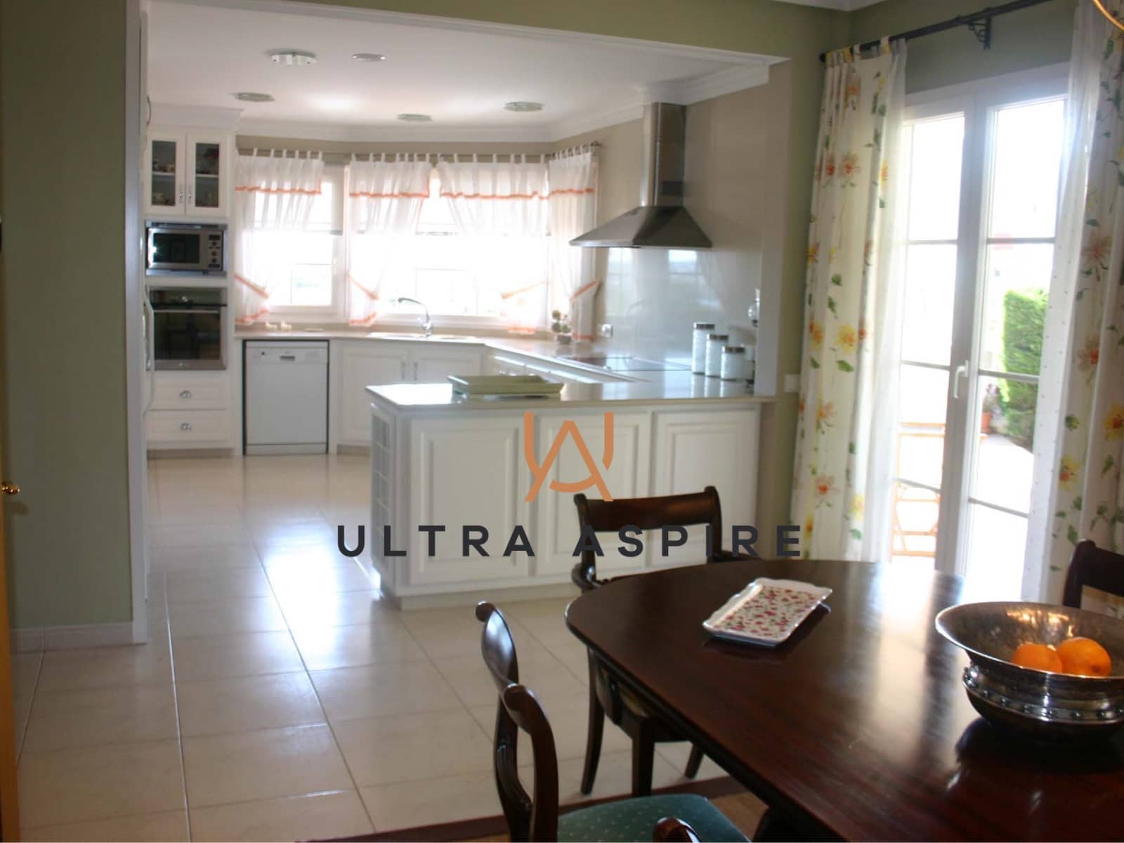 6 Zimmer Villa zu verkaufen in Mahon / Mao mit Pool Garage - 2.500.000 € (Ref: 9800076)