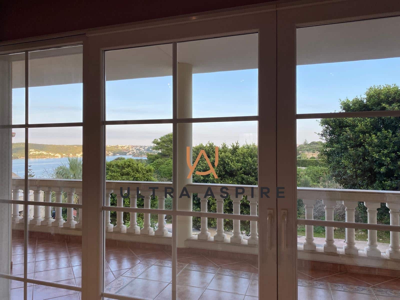 6 Zimmer Villa zu verkaufen in Mahon / Mao mit Pool Garage - 2.500.000 € (Ref: 9800076)