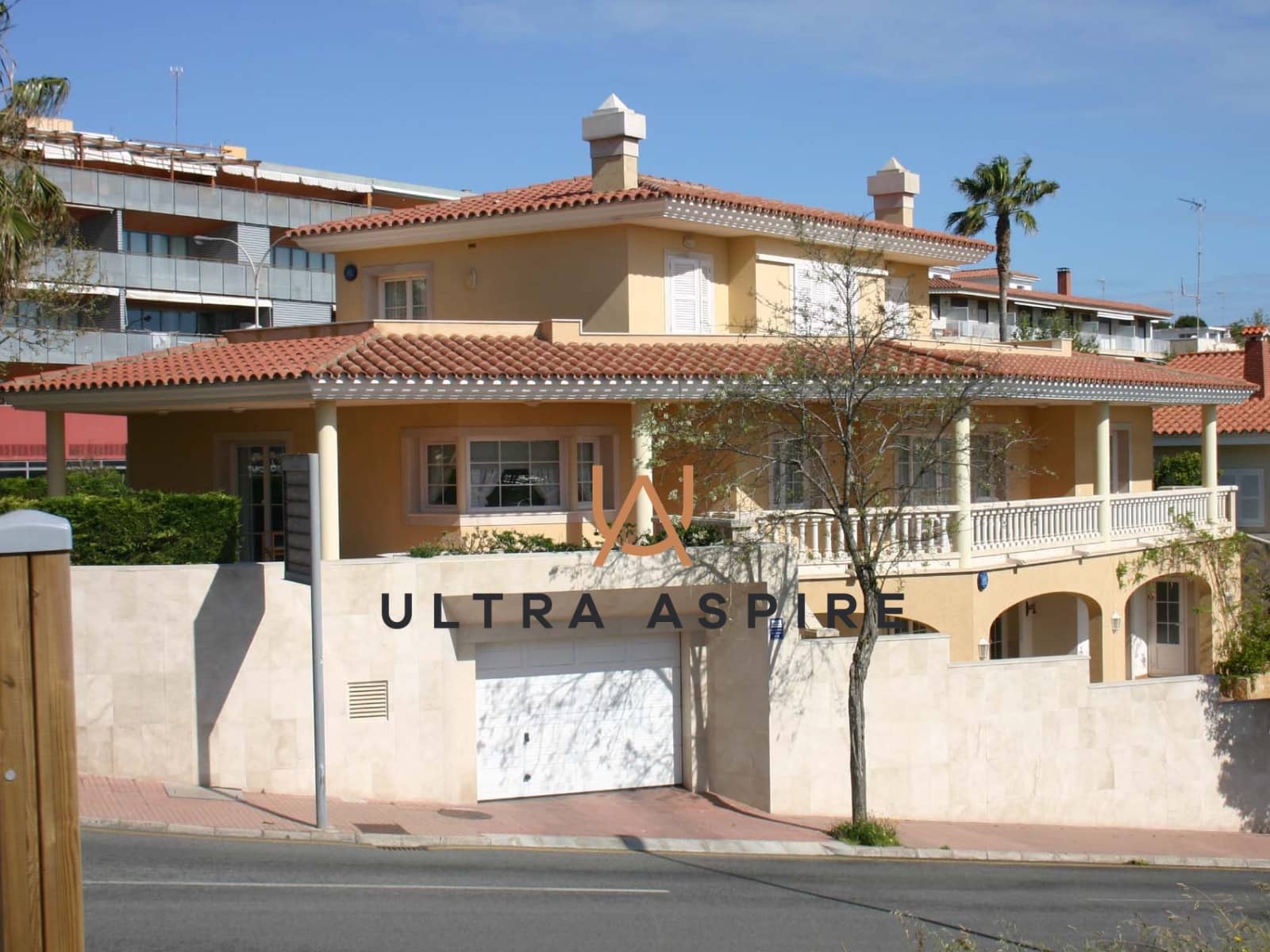 6 Zimmer Villa zu verkaufen in Mahon / Mao mit Pool Garage - 2.500.000 € (Ref: 9800076)
