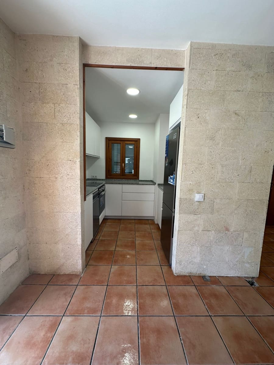 Appartement de 1 chambre à louer à Son Servera avec piscine garage - 1 400 € (Ref: 9912368)
