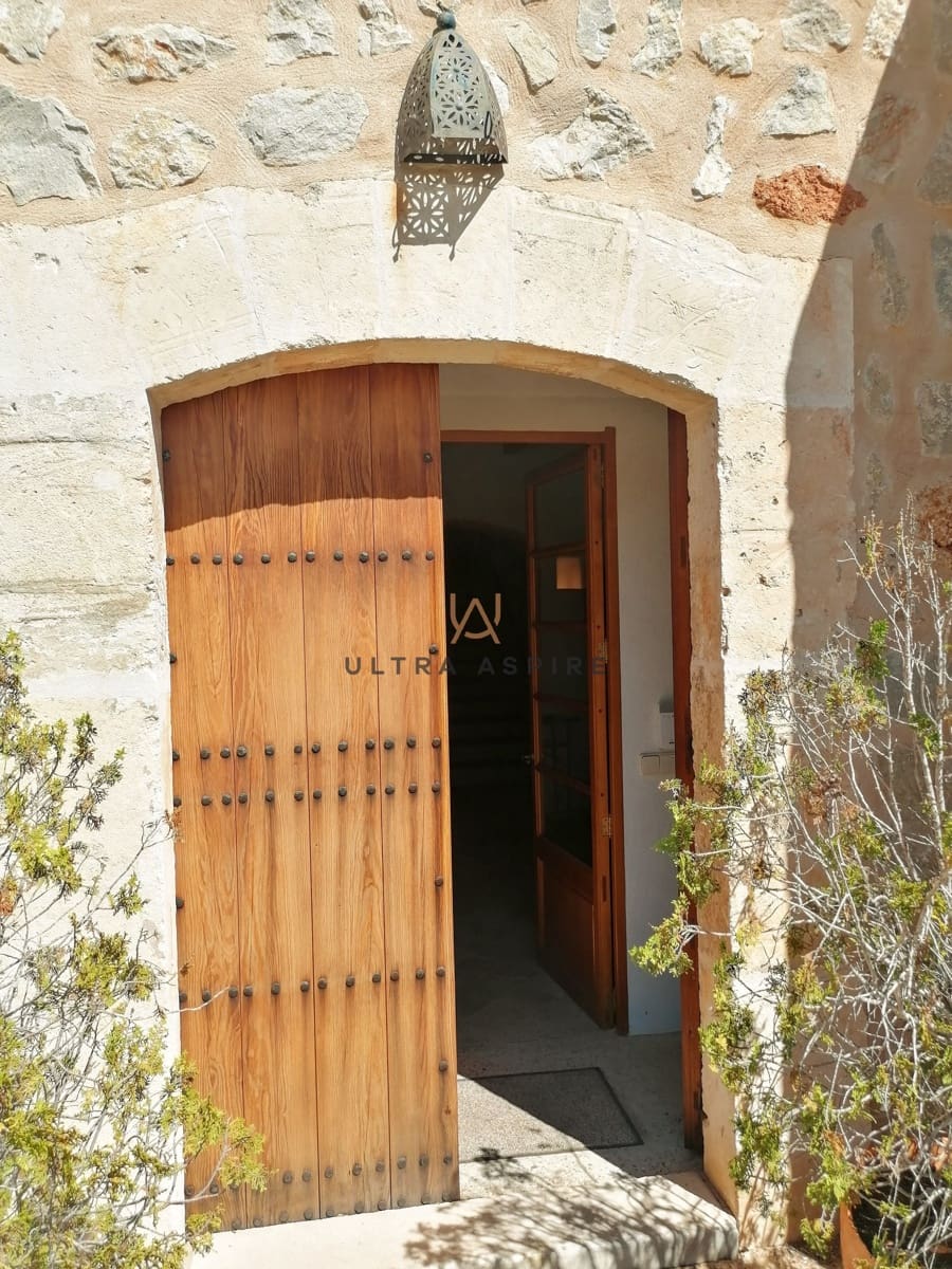 3 bedroom Finca/Country House for rent in Son Servera with pool garage - € 3,900 (Ref: 9950762)
