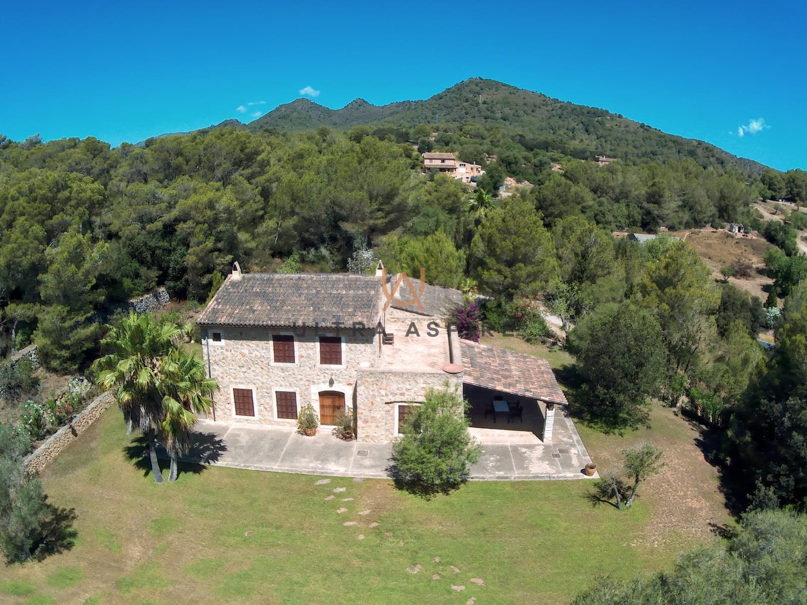 3 bedroom Finca/Country House for rent in Son Servera with pool garage - € 3,900 (Ref: 9950762)