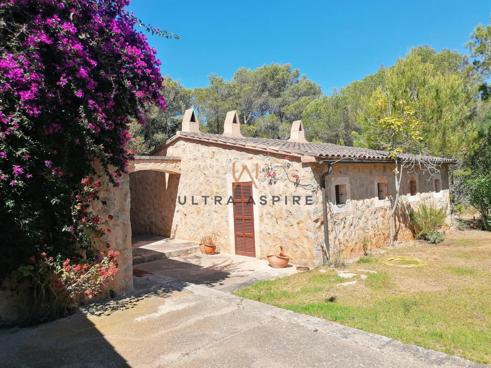 3 bedroom Finca/Country House for rent in Son Servera with pool garage - € 3,900 (Ref: 9950762)
