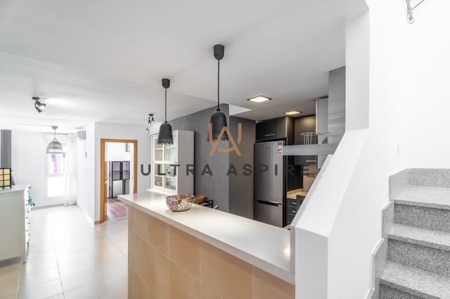 Apartamento de 2 habitaciones en Palma de Mallorca en venta con garaje - 365.000 € (Ref: 9969095)
