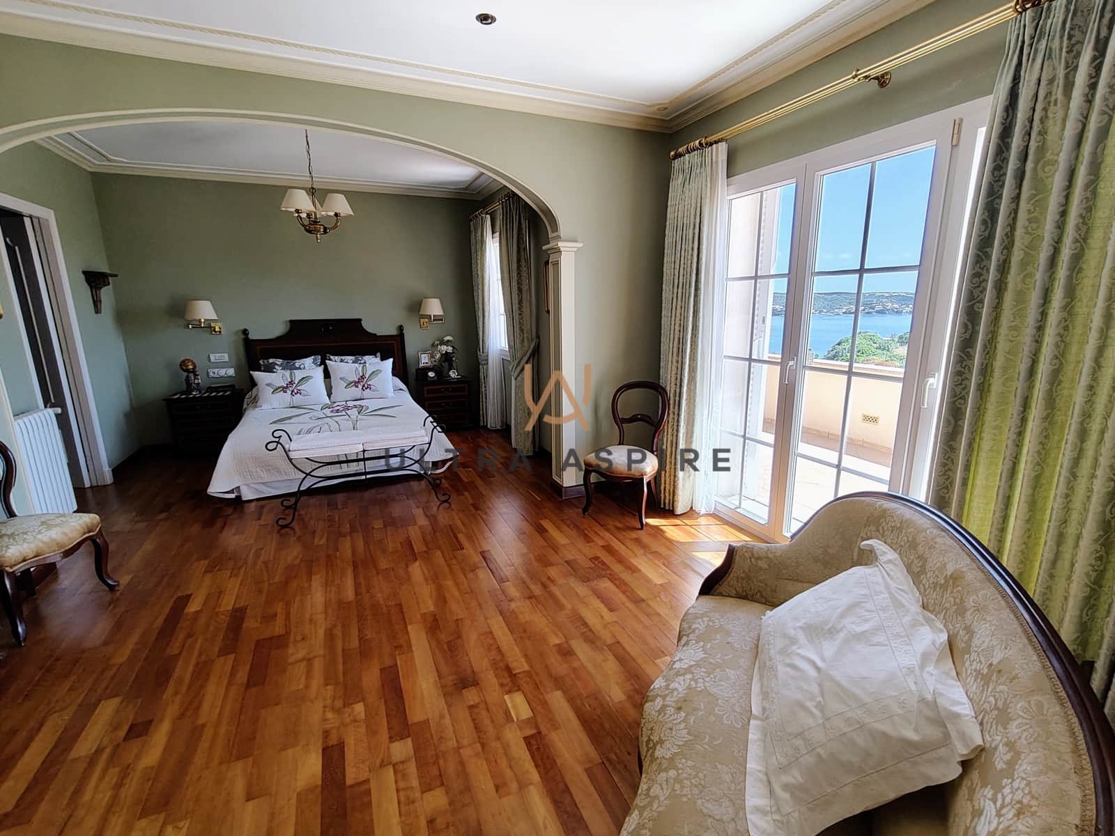 6 slaapkamer Villa te koop in Mahon / Mao met zwembad garage - € 2.600.000 (Ref: 9973882)