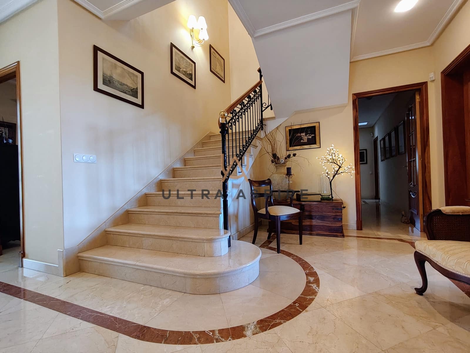 6 slaapkamer Villa te koop in Mahon / Mao met zwembad garage - € 2.600.000 (Ref: 9973882)