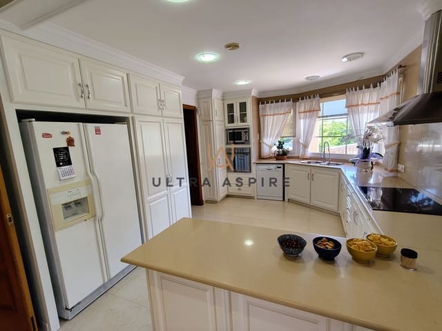 6 soverom Villa til salgs i Mahón / Maó med svømmebasseng garasje - € 2 600 000 (Ref: 9973882)
