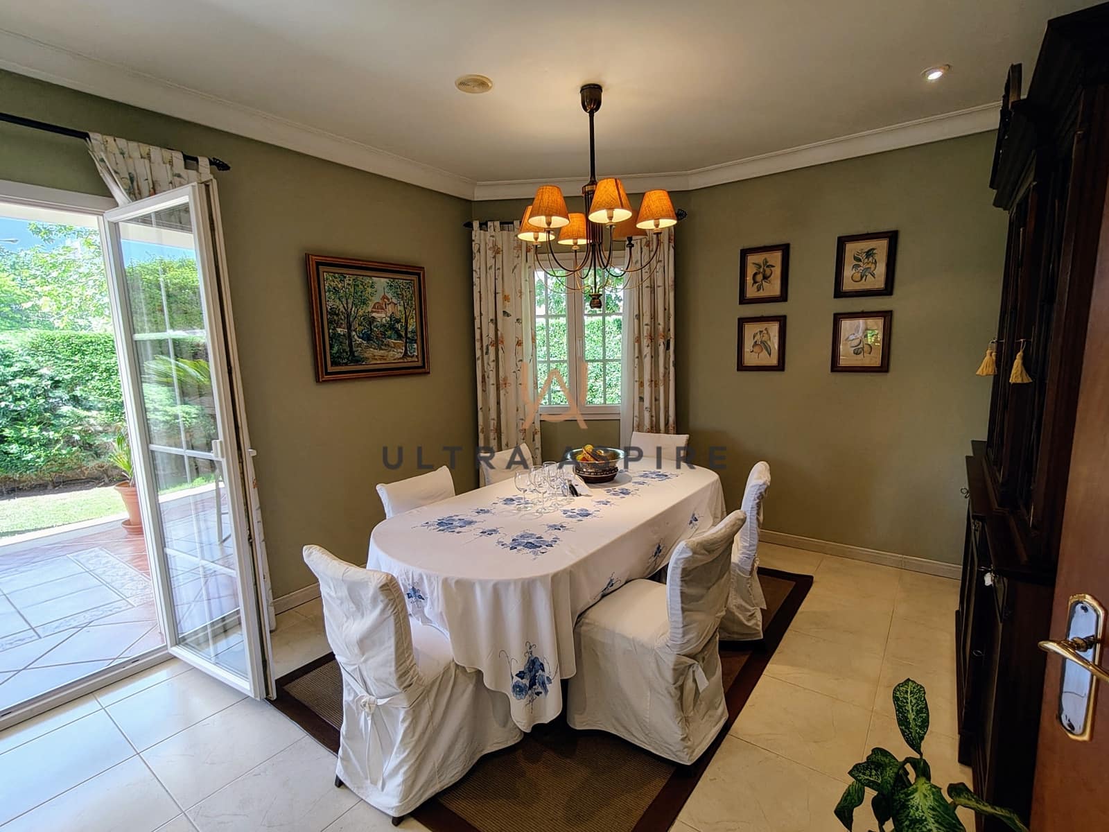 6 slaapkamer Villa te koop in Mahon / Mao met zwembad garage - € 2.600.000 (Ref: 9973882)