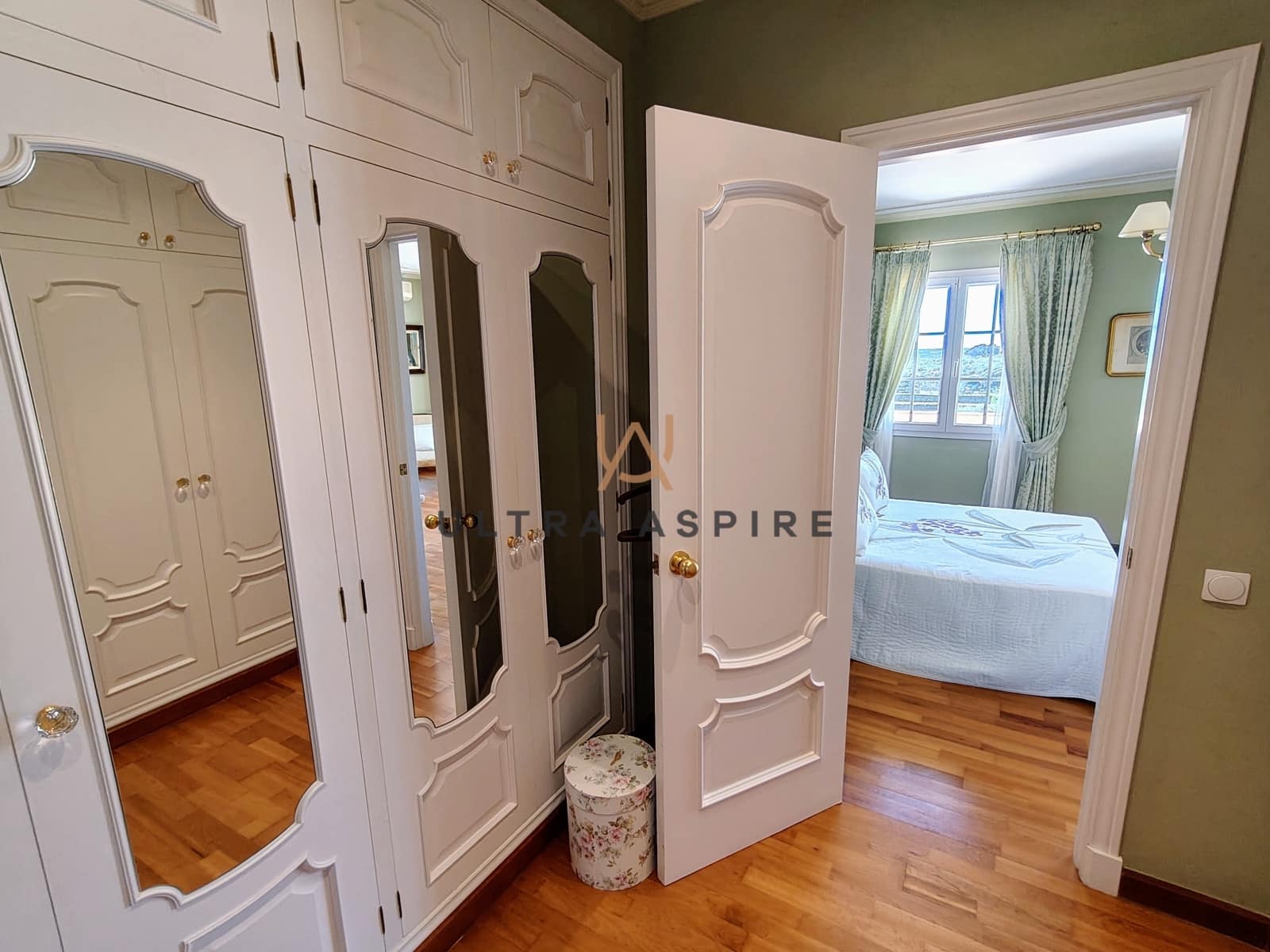 6 slaapkamer Villa te koop in Mahon / Mao met zwembad garage - € 2.600.000 (Ref: 9973882)