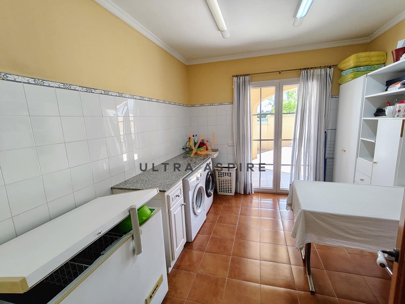 6 slaapkamer Villa te koop in Mahon / Mao met zwembad garage - € 2.600.000 (Ref: 9973882)