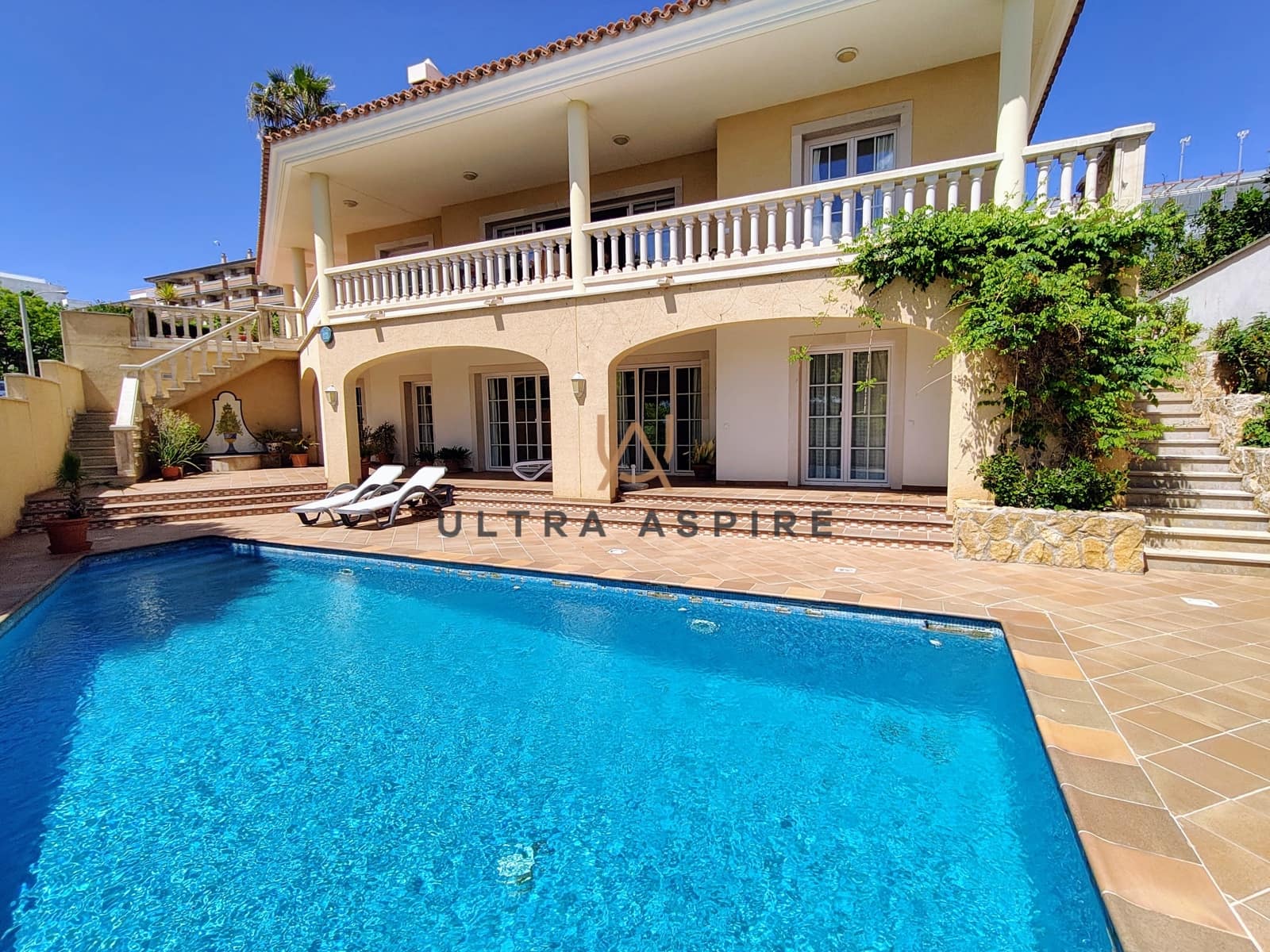 6 slaapkamer Villa te koop in Mahon / Mao met zwembad garage - € 2.600.000 (Ref: 9973882)