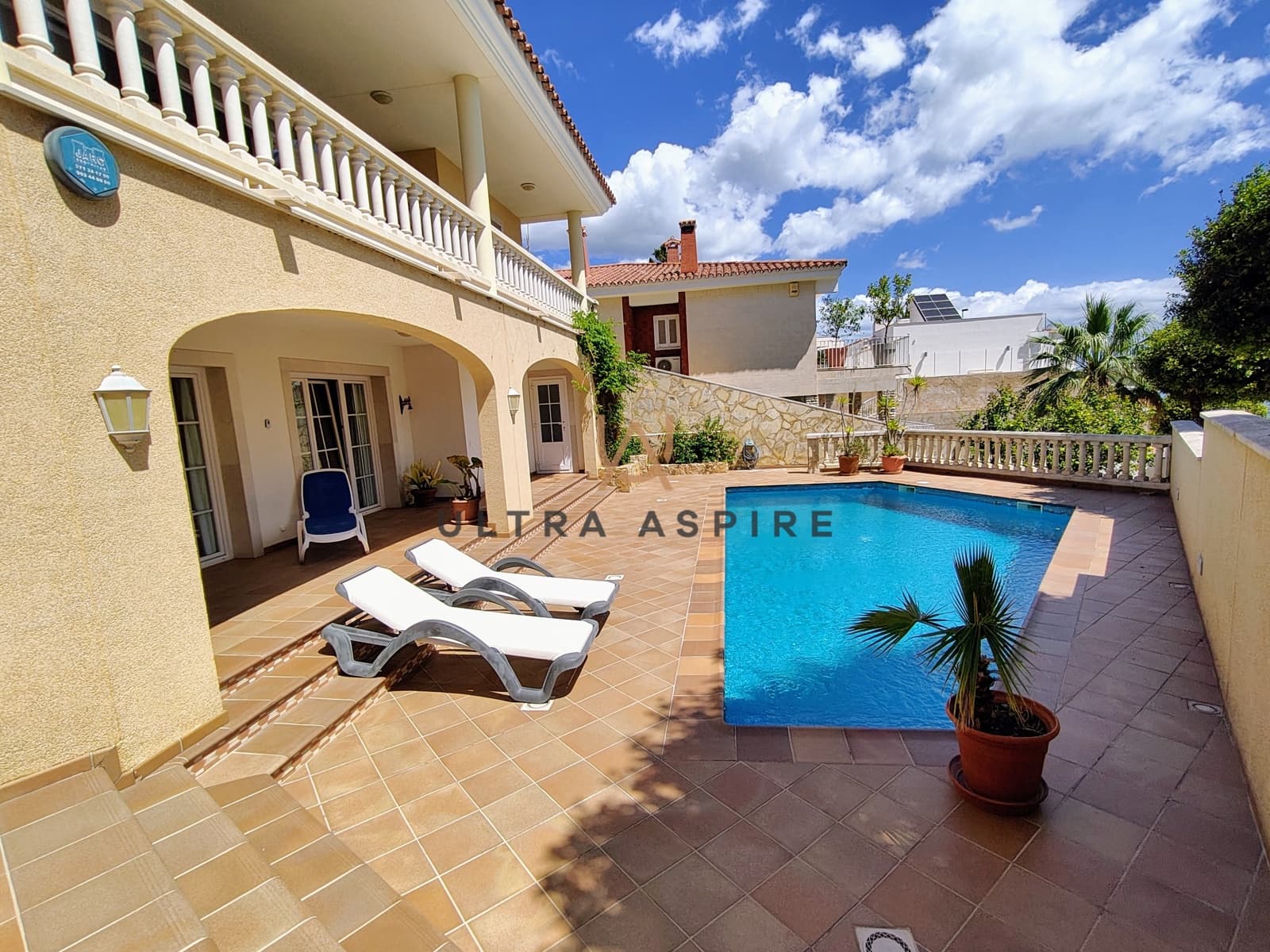 6 slaapkamer Villa te koop in Mahon / Mao met zwembad garage - € 2.600.000 (Ref: 9973882)