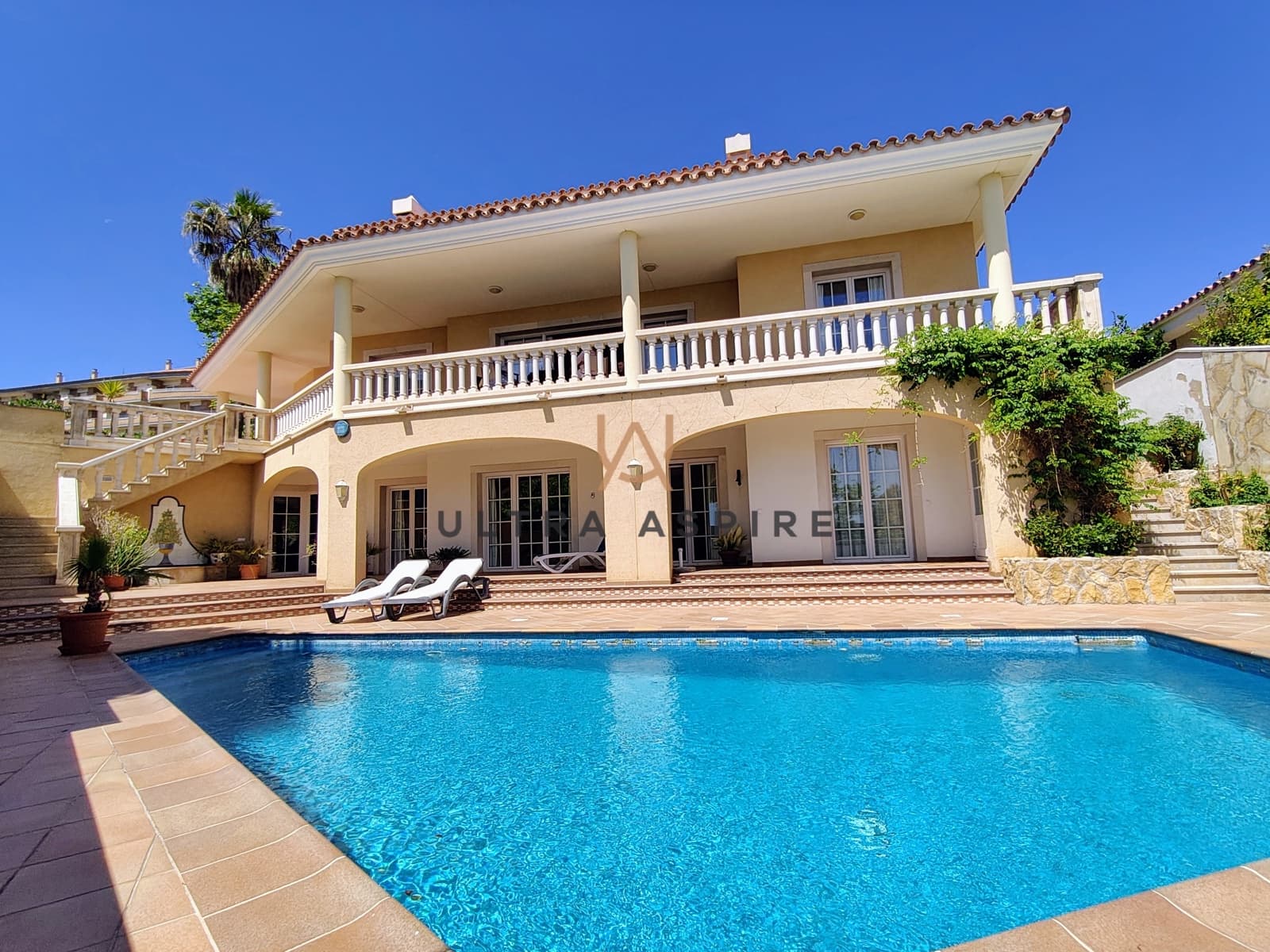 6 slaapkamer Villa te koop in Mahon / Mao met zwembad garage - € 2.600.000 (Ref: 9973882)