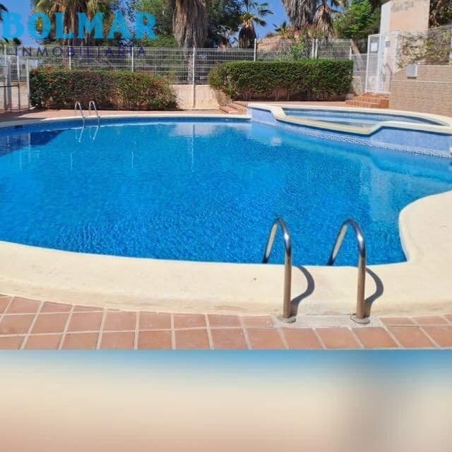 2 soveværelse Lejlighed til salg i Alamillo med swimmingpool - € 140.000 (Ref: 9310868)