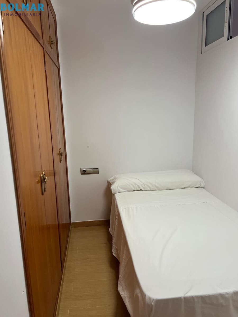 2 soveværelse Lejlighed til salg i Alamillo med swimmingpool - € 140.000 (Ref: 9310868)