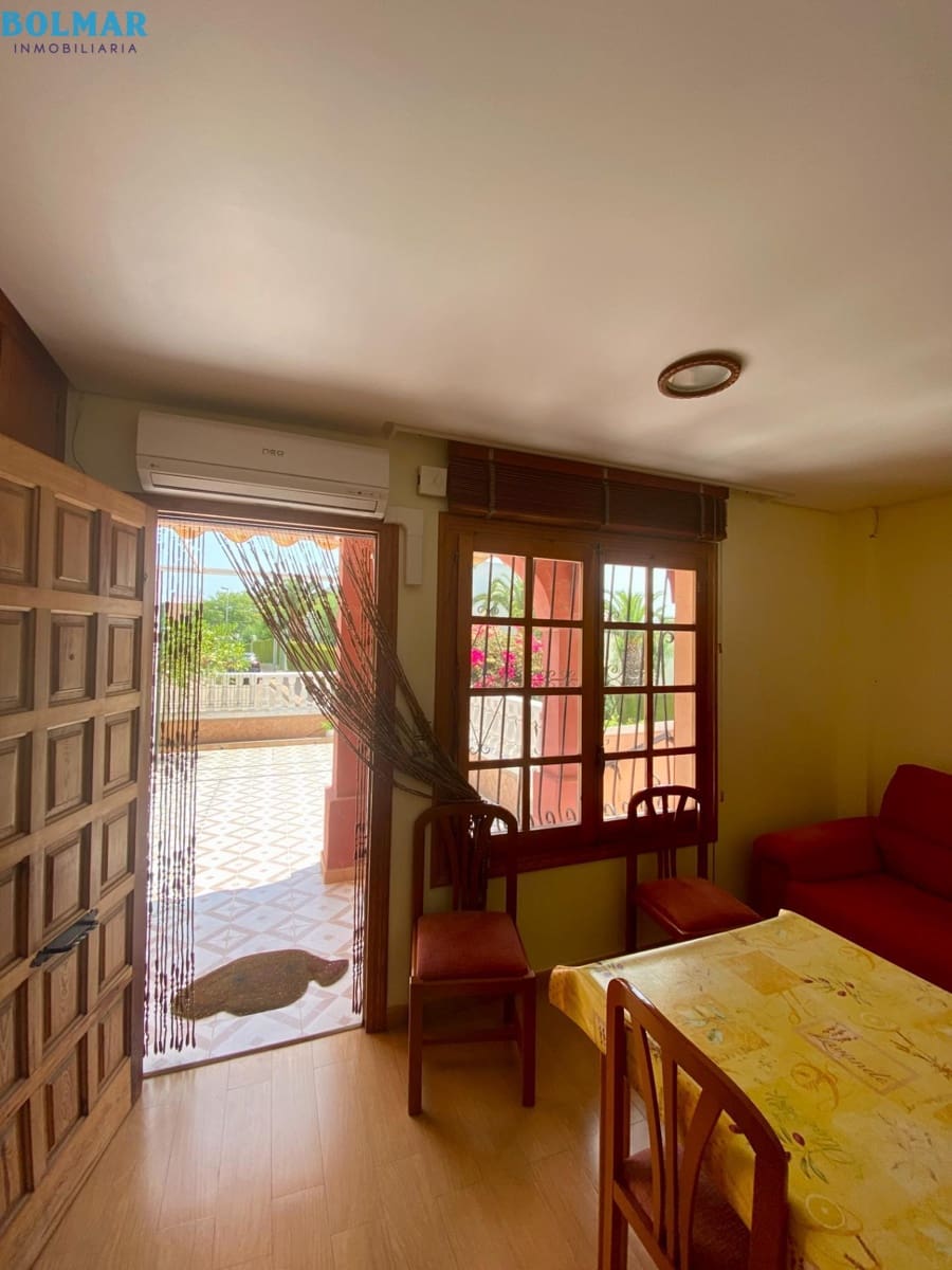 2 soveværelse Lejlighed til salg i Alamillo med swimmingpool - € 140.000 (Ref: 9310868)