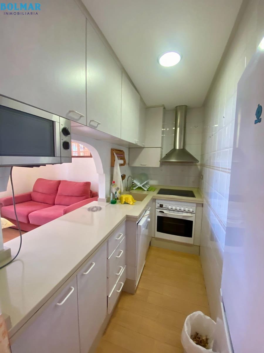 2 soveværelse Lejlighed til salg i Alamillo med swimmingpool - € 140.000 (Ref: 9310868)