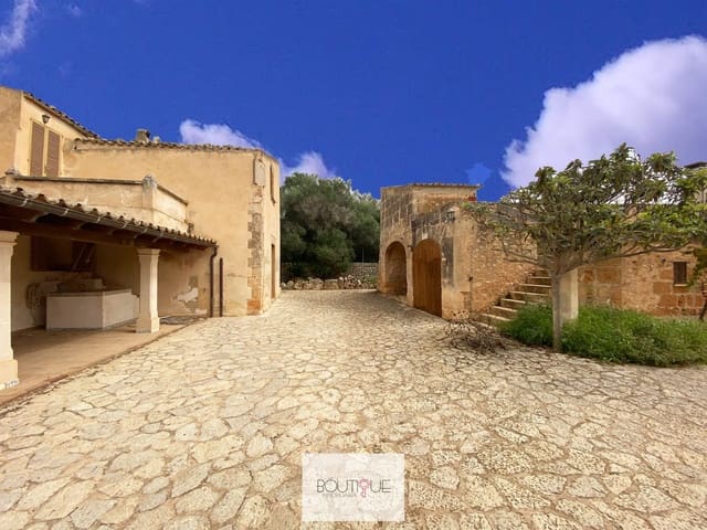 9 quarto Quinta/Casa Rural para venda em Llucmajor com piscina garagem - 5 000 000 € (Ref: 6354577)