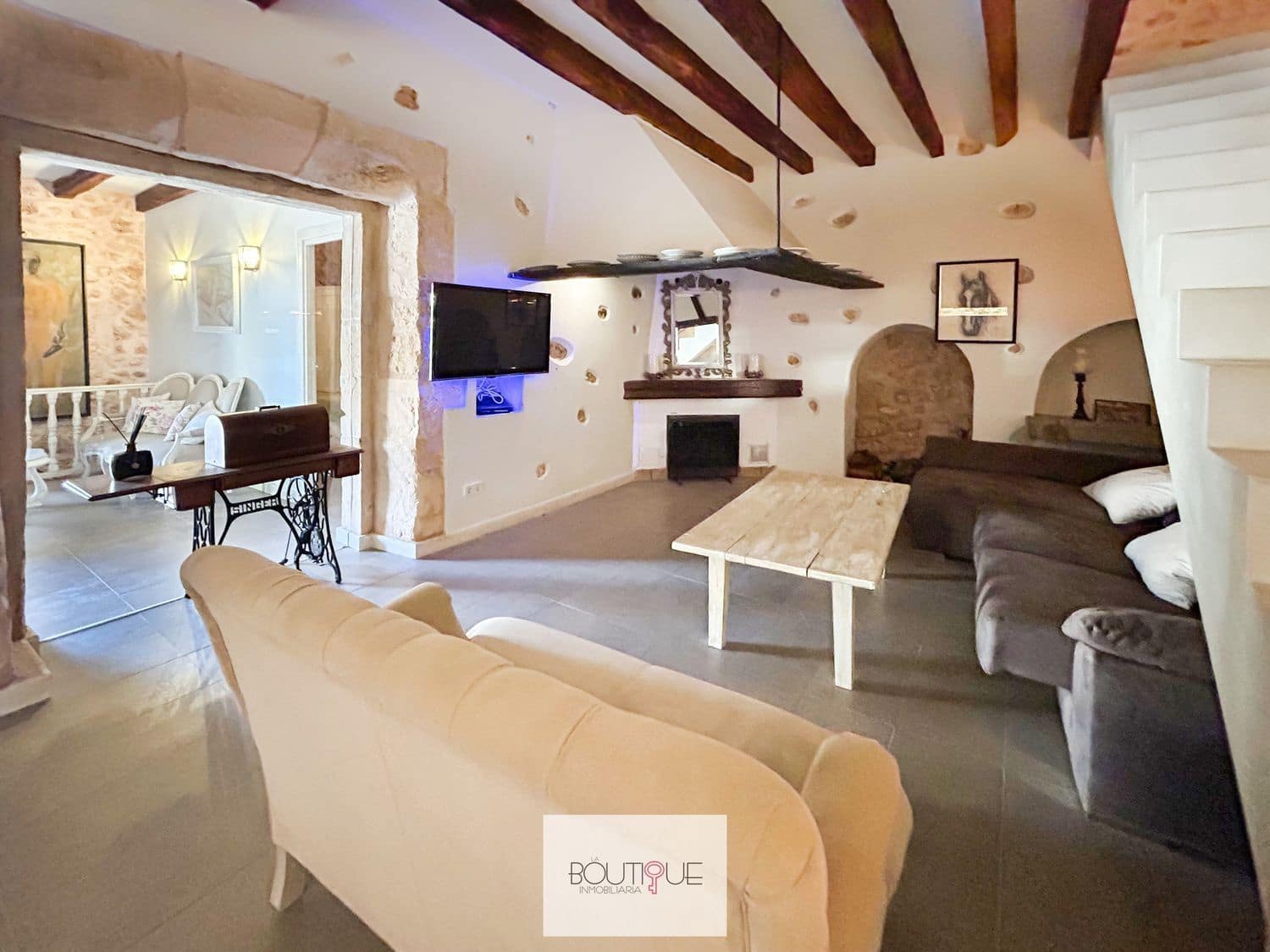 4 soveværelse Finca/Landehus til salg i Algaida med swimmingpool garage - € 1.390.000 (Ref: 8558660)