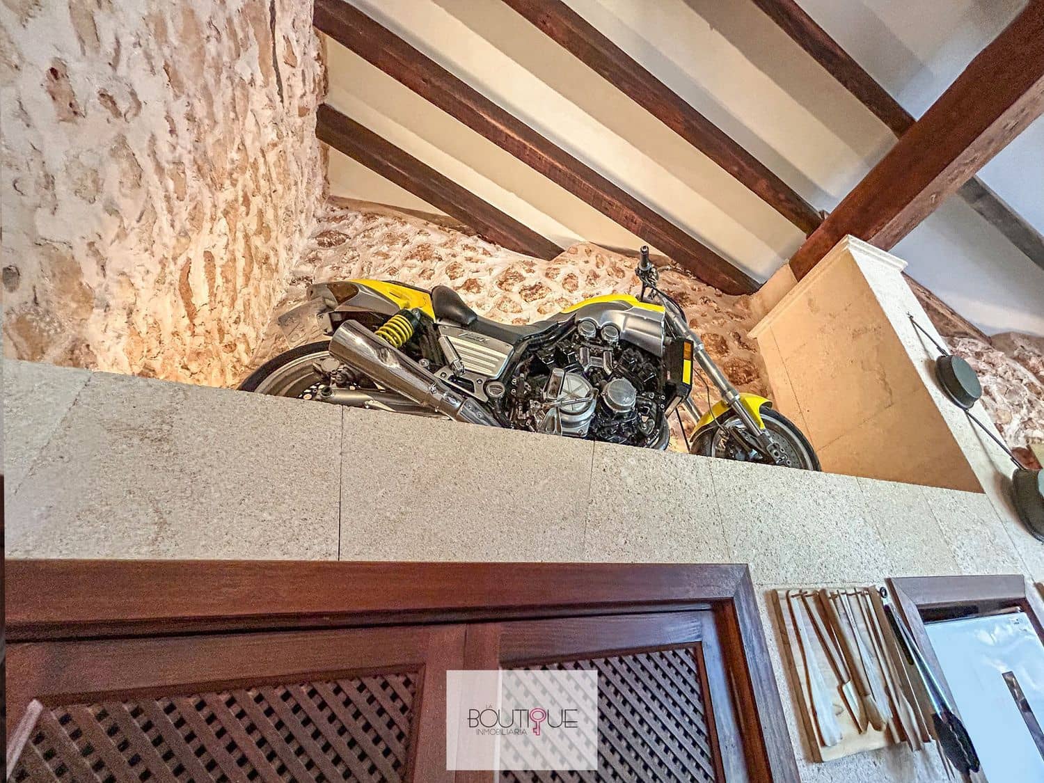 4 soveværelse Finca/Landehus til salg i Algaida med swimmingpool garage - € 1.390.000 (Ref: 8558660)