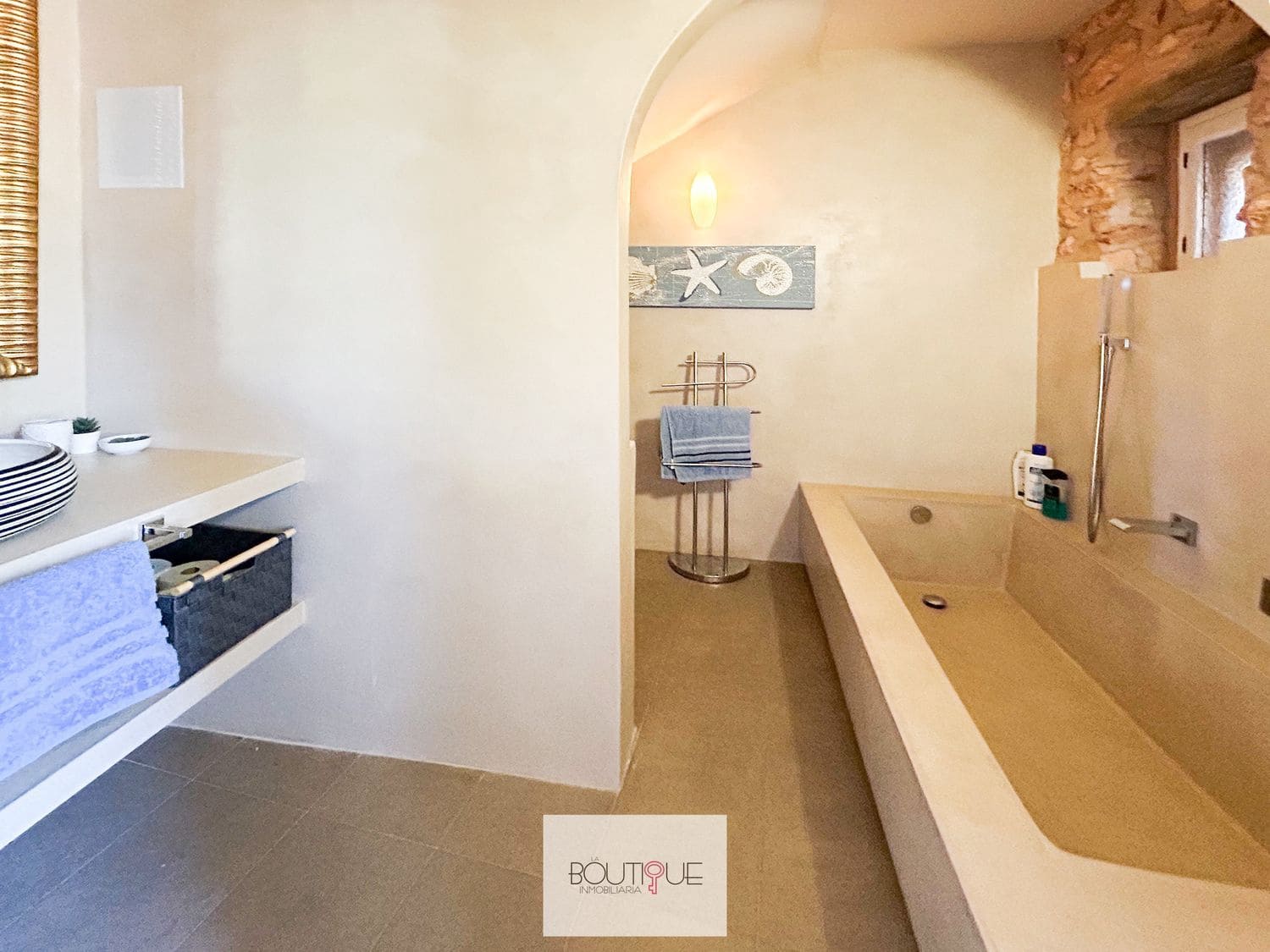 4 soveværelse Finca/Landehus til salg i Algaida med swimmingpool garage - € 1.390.000 (Ref: 8558660)