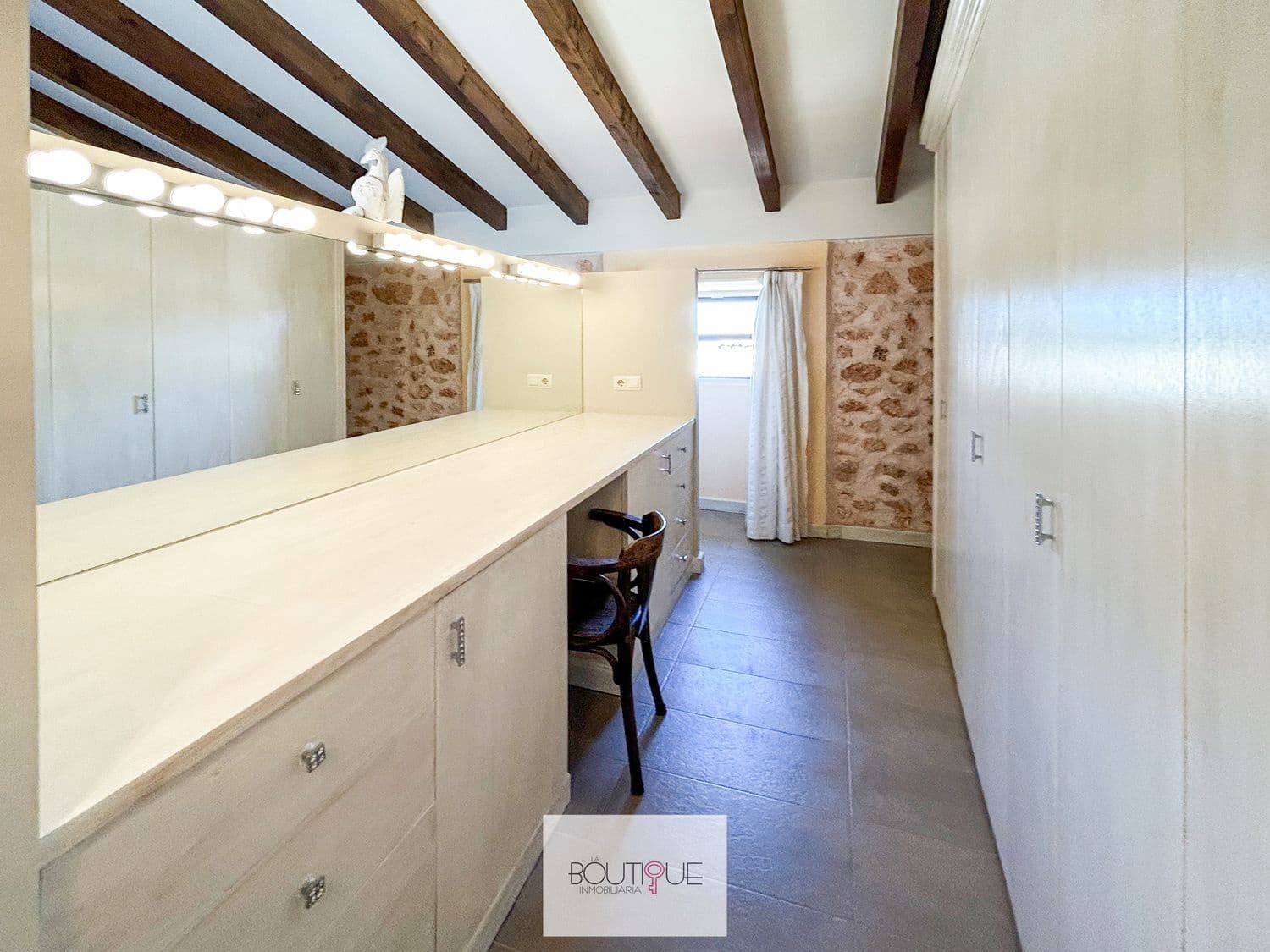 4 soveværelse Finca/Landehus til salg i Algaida med swimmingpool garage - € 1.390.000 (Ref: 8558660)