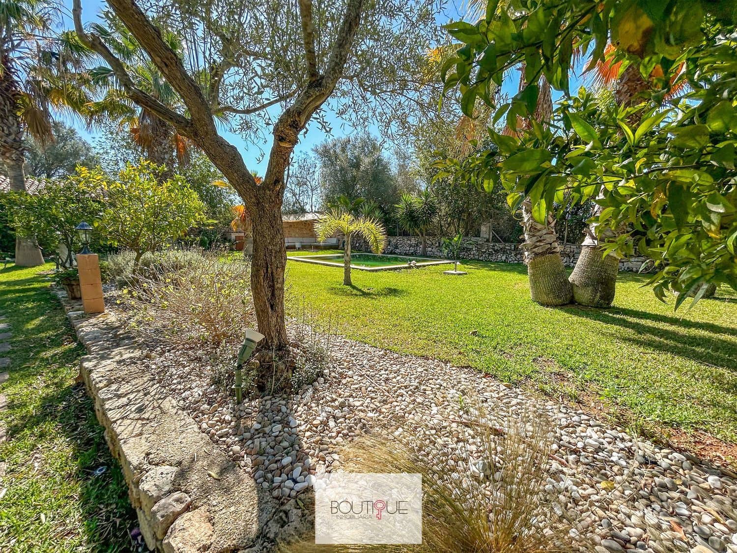 4 soveværelse Finca/Landehus til salg i Algaida med swimmingpool garage - € 1.390.000 (Ref: 8558660)