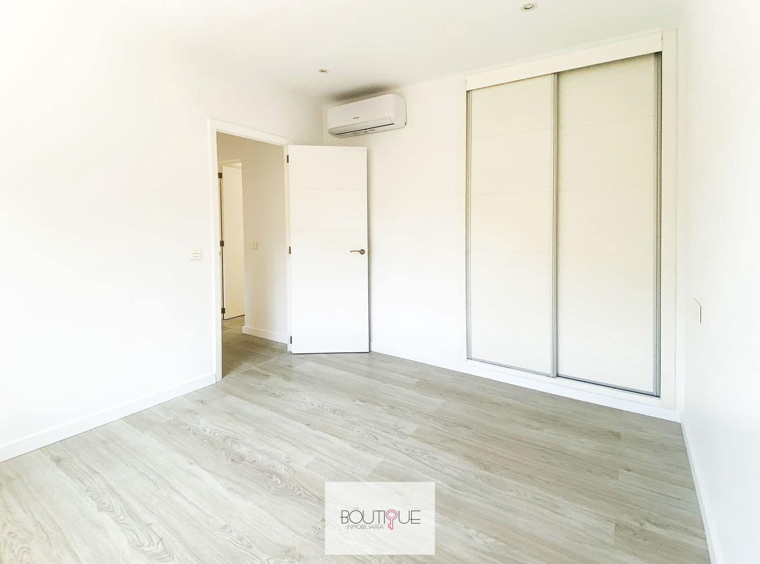 3 soverom Villa til salgs i Llucmajor med svømmebasseng garasje - € 1 270 000 (Ref: 8558668)