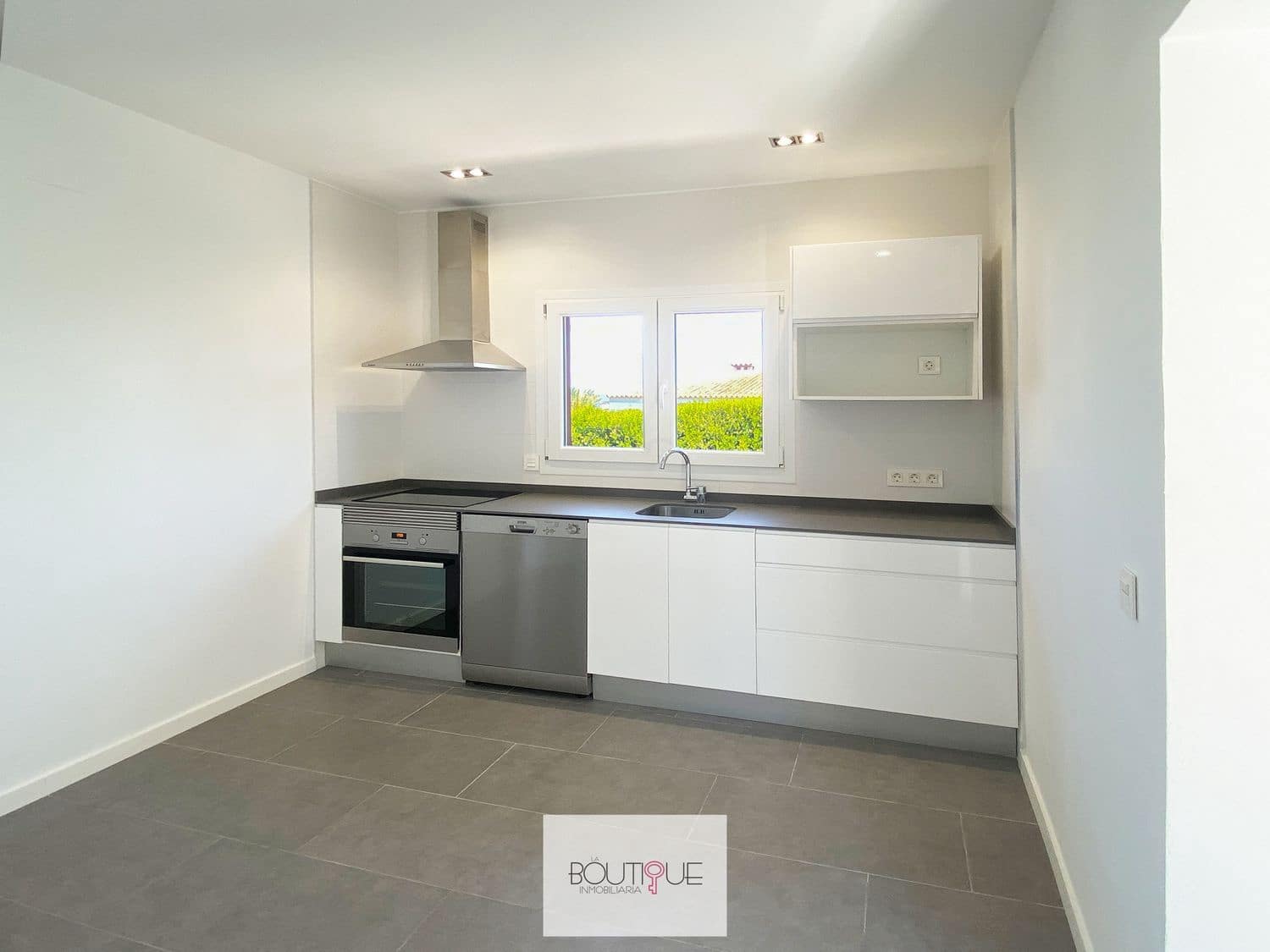 3 soverom Villa til salgs i Llucmajor med svømmebasseng garasje - € 1 270 000 (Ref: 8558668)