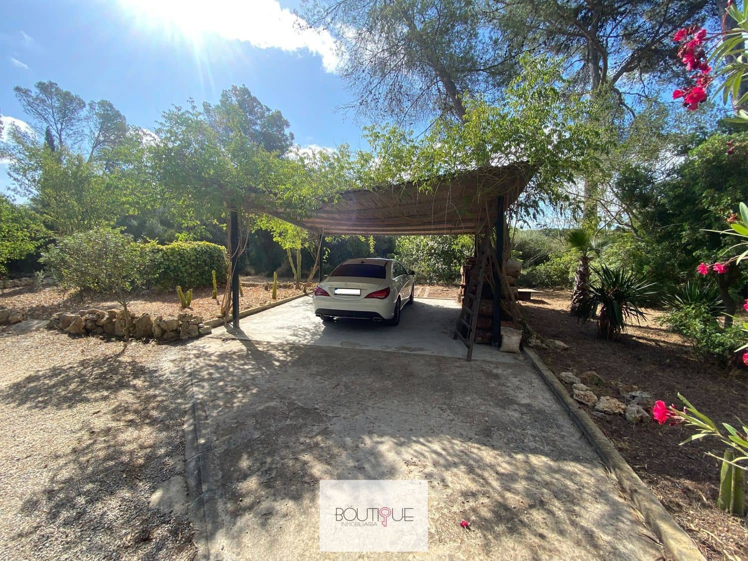 3 slaapkamer Finca/Landhuis te koop in Sencelles met zwembad garage - € 695.000 (Ref: 8558673)