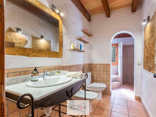 4 quarto Quinta/Casa Rural para venda em Calvià Pueblo, Calvià com piscina garagem - 1 600 000 € (Ref: 8558687)