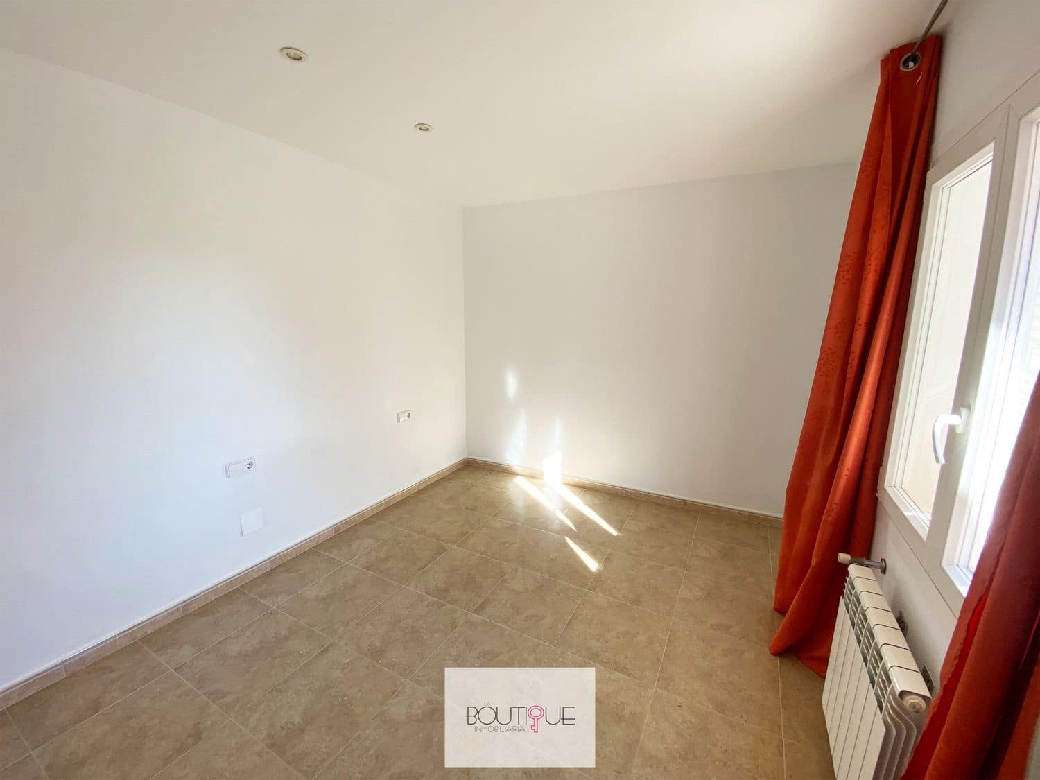 5 slaapkamer Finca/Landhuis te koop in Portocolom met zwembad garage - € 825.000 (Ref: 8558694)